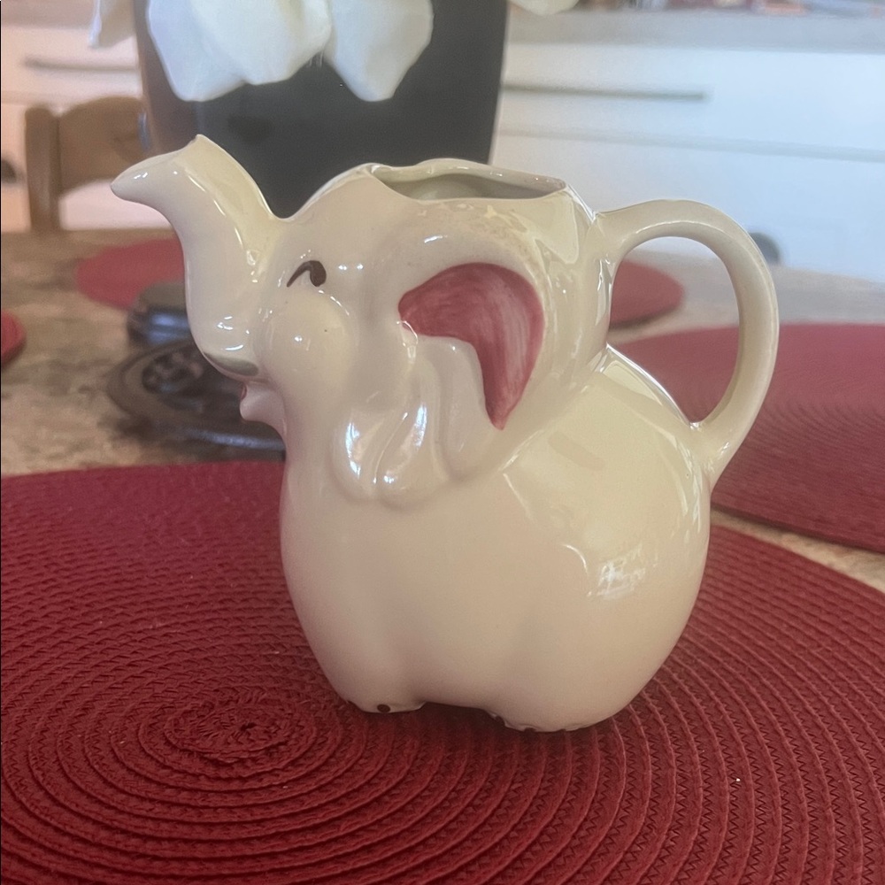 Shawnee Pottery Elephant Pitcher